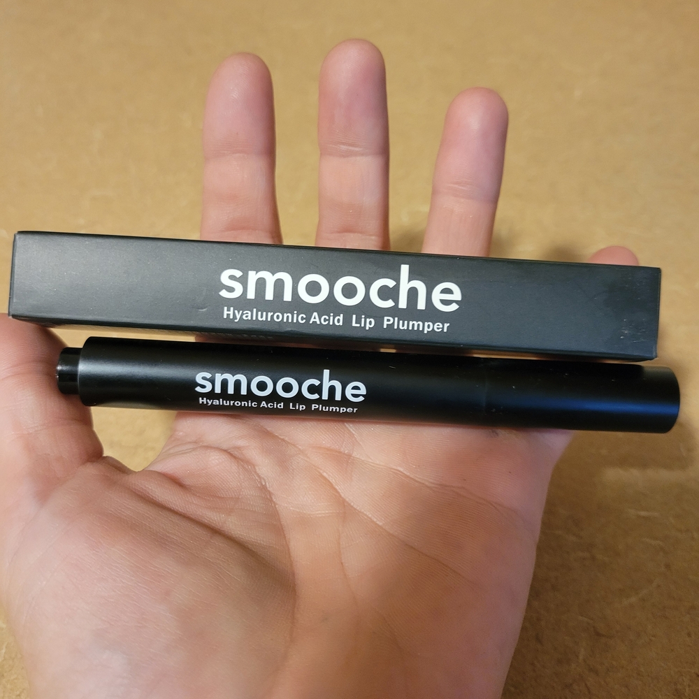 Smooche- Lip Plumper